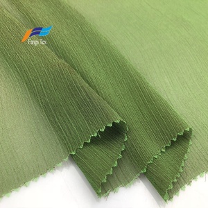 Offre Spéciale Tissu Léger <span class=keywords><strong>en</strong></span> Crêpe <span class=keywords><strong>de</strong></span> <span class=keywords><strong>Soie</strong></span> Métallique 100% Polyester Plissé à Carreaux 75D pour Robes et Vêtements – Fournisseur - Product Image 3