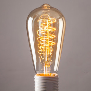 Offre Spéciale Grande Promotion Haute Qualité <span class=keywords><strong>Ampoule</strong></span> À Incandescence 220V <span class=keywords><strong>E27</strong></span> <span class=keywords><strong>40W</strong></span> ST64 RÉTRO Edison <span class=keywords><strong>Ampoule</strong></span> edison filament lampe vintage - Product Image 3