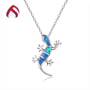 925 Sterling Silver Rhodium Hawai Gecko Lizard Liontin Opal Biru