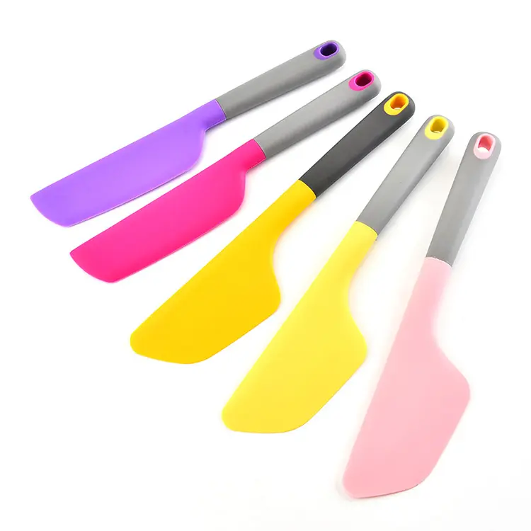 online Top Seller Heat Resistant Non-Stick Rubber Scrapers Bakeware Tool Essential Cooking Gadget Silicone Spatulas