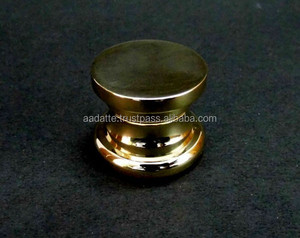 Presse-papier en métal vintage fait à la main multi-design en laiton antique gravure personnalisée Offre Spéciale décor et accessoire de bureau - Product Image 2