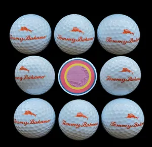 5個のゴルフトーナメントボールと5層のゴルフ競技用ボール