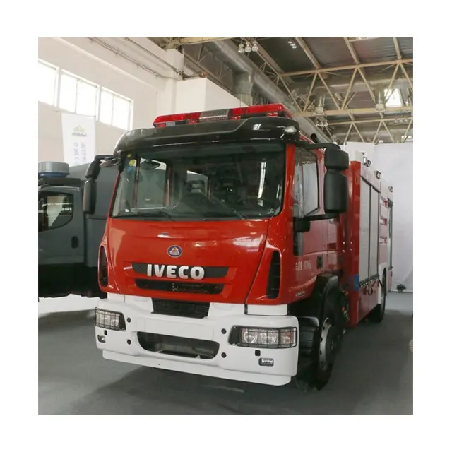 Italy brand IVECO Double row Off-road large Fire truck for sale