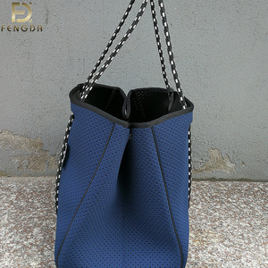 Phụ Nữ Của Thời Trang Chất Lượng Nylon Tote Túi Vuông Đục Công Suất Lớn Dây Kéo Hasp Hai Tay Cầm/Dây Đeo Nút Rỗng Dot Thiết Kế - Product Image 6