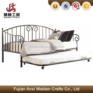 <strong>Metal</strong> <strong>Daybed</strong> with Trundle Black Finish - Product Image 1