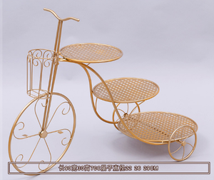 Precio de fábrica Placa de postre de metal dorado soporte de exhibición de bicicleta para soporte de pastel boda