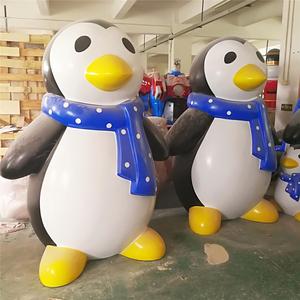 Outdoor Glasvezel Pinguïn Standbeeld Voor Kerstdecoratie - Product Image 6