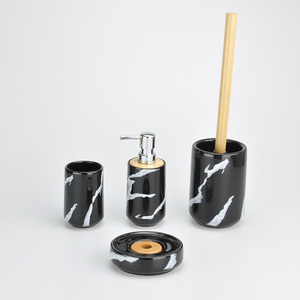 Accesorios de baño cono de cerámica negra de diseño - Product Image 1