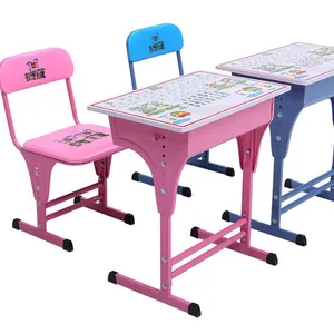 Schul möbel Student Sketch ing Chair mit Schreibtisch