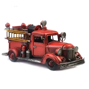 Vintage Feuer Lkw Modell Retro Figurine Eisen Roten Lkw Fahrzeug Figurine Junge Geschenk Kid Spielzeug Home Decor Metall Handwerk