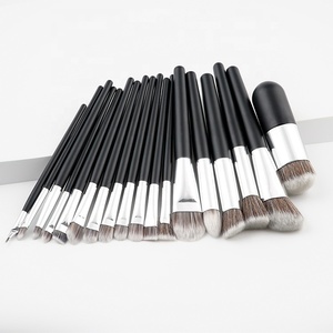 Juego de maquillaje novedoso, 18 piezas, brochas de maquillaje profesional, juego de brochas de maquillaje de gama alta, juego para principiantes, herramientas de belleza - Product Image 2