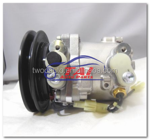 Isuzu Forward Compressor with Clutch 506011-7571 1-83532-287-1