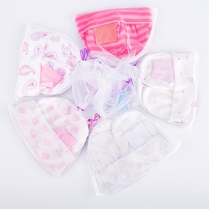 2019 di Promozione 3-Pezzi Set Sveglio Appena Nato Del Bambino Stivaletti Guanti Bambino Caldo Cap - Product Image 2