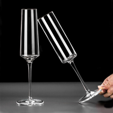 170ml/200ml Customized Logo Wedding Crystal Glow Champagne Wine Glass Set