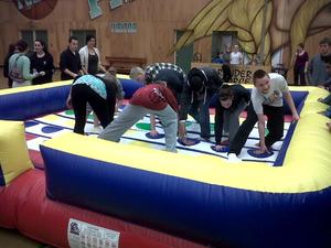 Jeux interactifs gonflables géants <span class=keywords><strong>Twister</strong></span> populaires en 2019, <span class=keywords><strong>Twister</strong></span> gonflable géant pour enfants - Product Image 3
