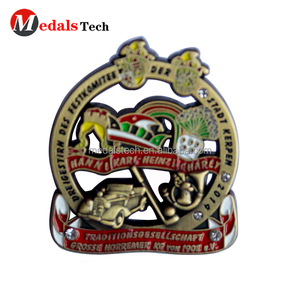 Guangdong usine <span class=keywords><strong>prix</strong></span> en gros personnalisé métal pilote ailes pin badge - Product Image 5