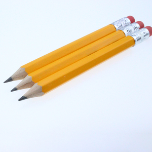 Crayons <span class=keywords><strong>de</strong></span> golf jaunes affûtés sérigraphiés en vrac, mini crayons <span class=keywords><strong>de</strong></span> 1 pouce avec gomme # 2 crayons - Product Image 5