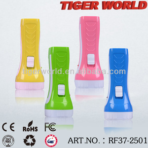 Chất Lượng Cao Xách Tay Nhựa Cơ Thể Cầm Tay Torchlight Sạc Đèn Flash Led Flashlight Torch - Product Image 4