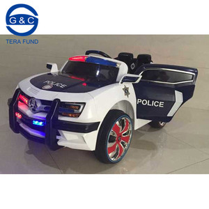 Remote Control Electric <strong>Police</strong> Toy <strong>Car</strong> for <strong>Kids</strong> 4-Wheel Ride-On Toy for Ages 2 to 4 Made of Plastic Battery-Powered - Product Image 4