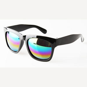 Gafas de sol polarizadas Tac1.1 para <span class=keywords><strong>hombre</strong></span> de alta calidad, superventas de fábrica 2021, <span class=keywords><strong>lentes</strong></span> ópticas acrílicas personalizadas, marco de PC con atributos de espejo - Product Image 4