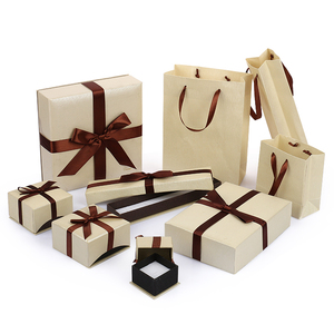 High quality handmade square or rectangle bracelet jewelry packing box ribbon necklace ring jewelry box