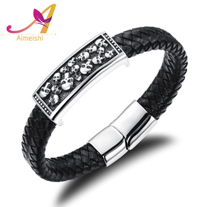 manera <span class=keywords><strong>del</strong></span> encanto <span class=keywords><strong>del</strong></span> cráneo <span class=keywords><strong>del</strong></span> acero inoxidable de los hombres de cuero hecho a mano trenzado cuero pulsera magnética - Product Image 1