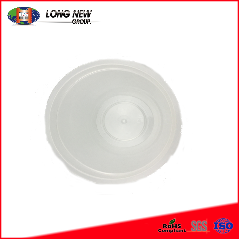 Пластиковый одноразовый стакан