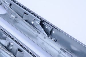 Chất lượng tốt nhất tự động nâng mù<span class=keywords><strong>a</strong></span> xuân trượt undermount trượt đường sắt kim loại bàn ăn mở rộng kéo ra cơ chế - Product Image 5