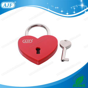2024 ולנטיין מתנת יום אהבה לב אדום <span class=keywords><strong>padlock</strong></span> פמוט קוראזון עשוי סגסוגת אבץ עמיד - Product Image 4