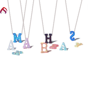 Varias formas y <span class=keywords><strong>colores</strong></span> carta <span class=keywords><strong>de</strong></span> ópalo sintético encantos para la fabricación <span class=keywords><strong>de</strong></span> la joyería - Product Image 4