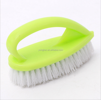 Brosse multifonctionnelle en plastique pour laver les vêtements