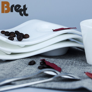 Brett Diseño único Forma <span class=keywords><strong>de</strong></span> onda blanca <span class=keywords><strong>Porcelana</strong></span> fina Espresso <span class=keywords><strong>Té</strong></span> Taza <span class=keywords><strong>de</strong></span> café y platillo - Product Image 4