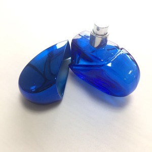 coeur en forme de Coeur Forme Bouteille De <span class=keywords><strong>Parfum</strong></span> <span class=keywords><strong>Rechargeable</strong></span> Vide Voyage Mini Atomiseur Pompe De Pulvérisation pour les femmes - Product Image 3