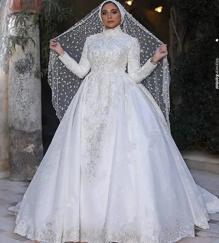 레이스 이슬람 웨딩 드레스 2021 긴 소매 아플리케 레이스 이슬람 신부 가운 스윕 기차 사우디 아라비아 웨딩 드레스