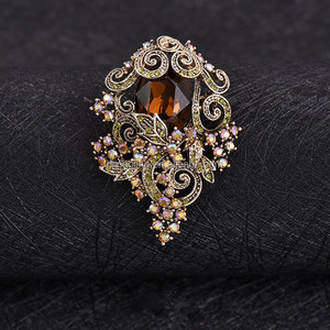 Mode Clear Crystal Rhinestone Vergulde <span class=keywords><strong>Chinese</strong></span> <span class=keywords><strong>Redbud</strong></span> Bloem Broche Pin Sieraden Vrouwen Broches voor Sjaal - Product Image 2