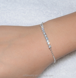 Braccialetti a catena sottile regolabili da donna con zirconi - Product Image 3