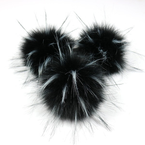 Usine de gros <span class=keywords><strong>fausse</strong></span> <span class=keywords><strong>fourrure</strong></span> de renard pompon ou <span class=keywords><strong>fausse</strong></span> <span class=keywords><strong>fourrure</strong></span> de raton laveur pom pom ball avec bouton pression - Product Image 3