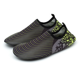 Personnaliser Pieds Nus à séchage Rapide Antidérapant Estivale Aquatique Imperméable Chaussures De Plage Pantoufles - Product Image 3