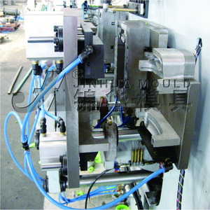 Moule en plastique de <span class=keywords><strong>jerrican</strong></span> de HDPE <span class=keywords><strong>20L</strong></span> 25L 30L avec le système de dégonflage - Product Image 4