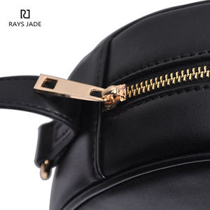 2024 mejor gran oferta nuevo diseño personalizado diseñador de cuero círculo bandolera para mujer redondo Cross-Body monedero personalizado - Product Image 6