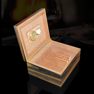 Premium Cigar Humidor With Hygrometer And Humidifier