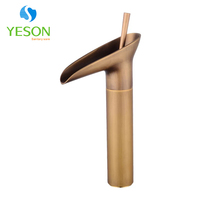 Vente chaude Nouvelle Arrivée Haute Qualité En Laiton Cascade Bassin Robinet À La Mode Tasse À Vin En Forme De Robinet pour Salle De Bains Vanne En Céramique