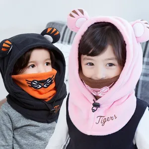 Зимняя шапка с мультяшными тигровыми ушами для защиты шеи, теплая ветрозащитная бархатная шапка унисекс для малышей