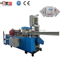 Machine à plier le papier hygiénique automatique, pour la fabrication des serviettes hygiéniques