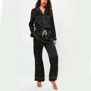 <span class=keywords><strong>Pigiama</strong></span> in Raso Personalizzato all'Ingrosso per Donne <span class=keywords><strong>Taglie</strong></span> <span class=keywords><strong>Forti</strong></span> con Chiusura a Bottoni Frontale, Vita Elastica, Motivo a Quadri, Tinta Unita - Taglia USA - Product Image 2