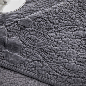 Colcha en relieve de terciopelo y algodón 100%, cómoda colcha de color gris, juego de sábanas de cama con bordado 3d - Product Image 4