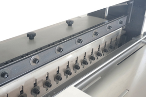 Hot Sale Full-auto CNC Knife Air Filter High Speed Paper Pleating Production Line - Product Image 4