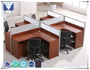 Mobiliario moderno modular cubículo partición 4 persona banco <span class=keywords><strong>de</strong></span> trabajo estación <span class=keywords><strong>de</strong></span> trabajo <span class=keywords><strong>de</strong></span> oficina - Product Image 1