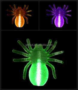 Hot Sale Perlengkapan Halloween Menakutkan Spider Glow Stick Mainan Hewan - Product Image 4