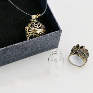 Collar <span class=keywords><strong>de</strong></span> aromaterapia <span class=keywords><strong>de</strong></span> aceite esencial, colgante <span class=keywords><strong>de</strong></span> difusor <span class=keywords><strong>de</strong></span> bronce antiguo con frasco, frasco <span class=keywords><strong>de</strong></span> aceite esencial - Product Image 3